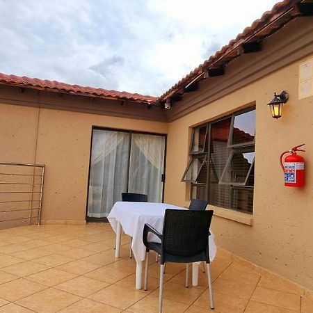 Asda guesthouse Mogwase Extérieur photo