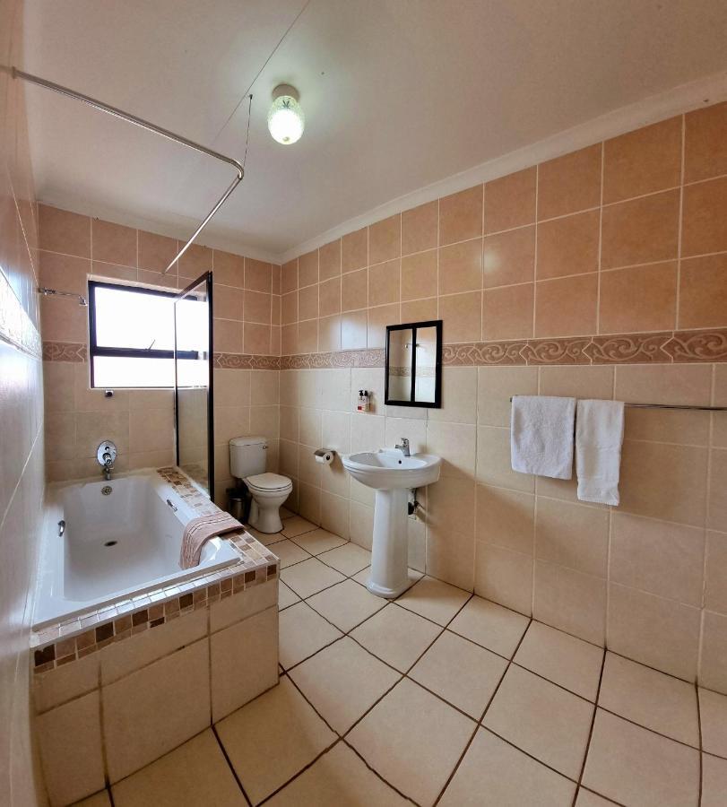 Asda guesthouse Mogwase Extérieur photo