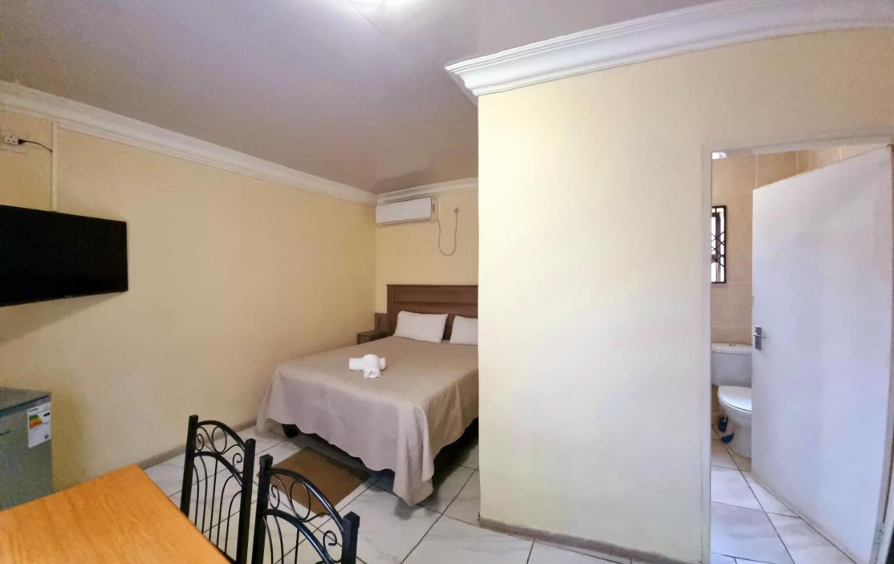 Asda guesthouse Mogwase Extérieur photo