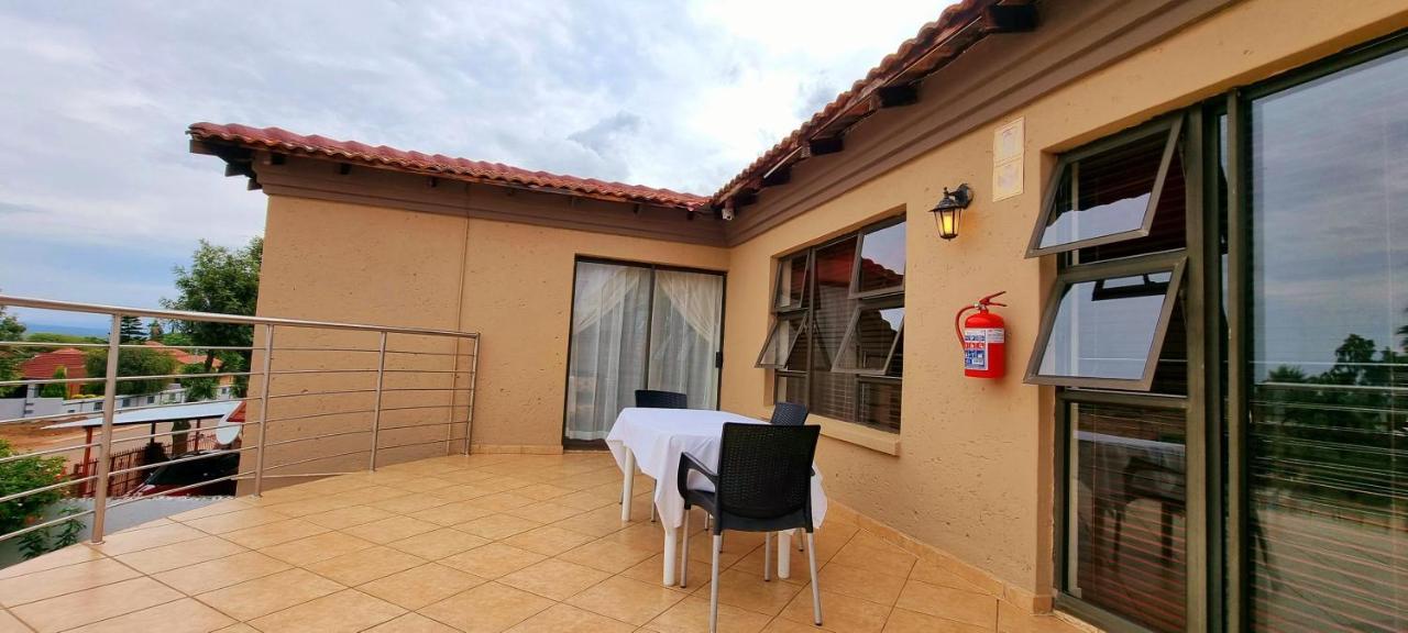 Asda guesthouse Mogwase Extérieur photo